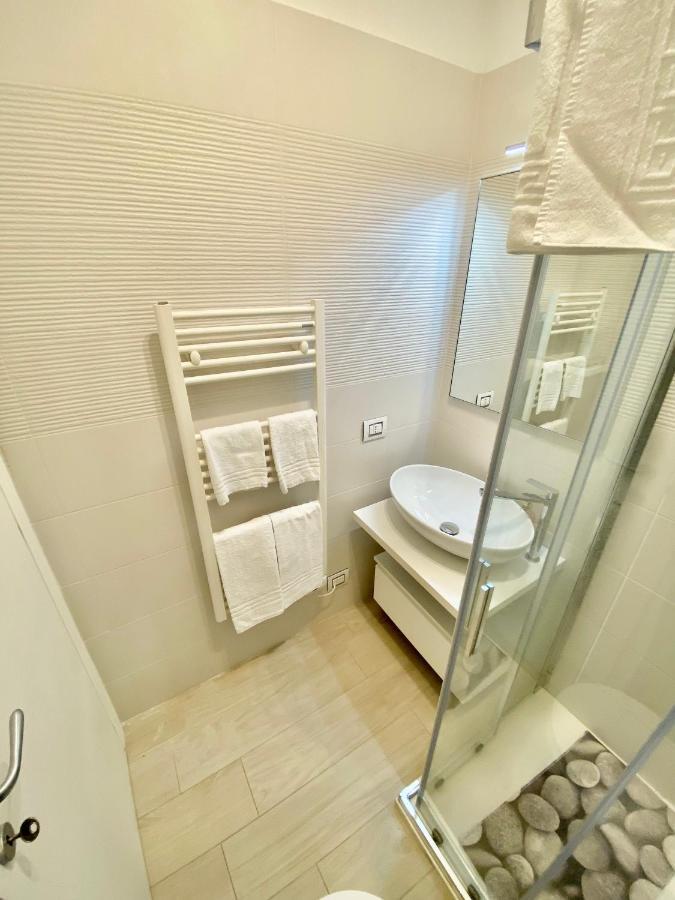 Appartamento Al Mare Con Giardino, Spiaggia E Piscina ألبا أدرياتيكا المظهر الخارجي الصورة